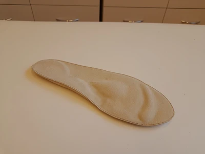 šitá vložka - řešení kladívkových prstů