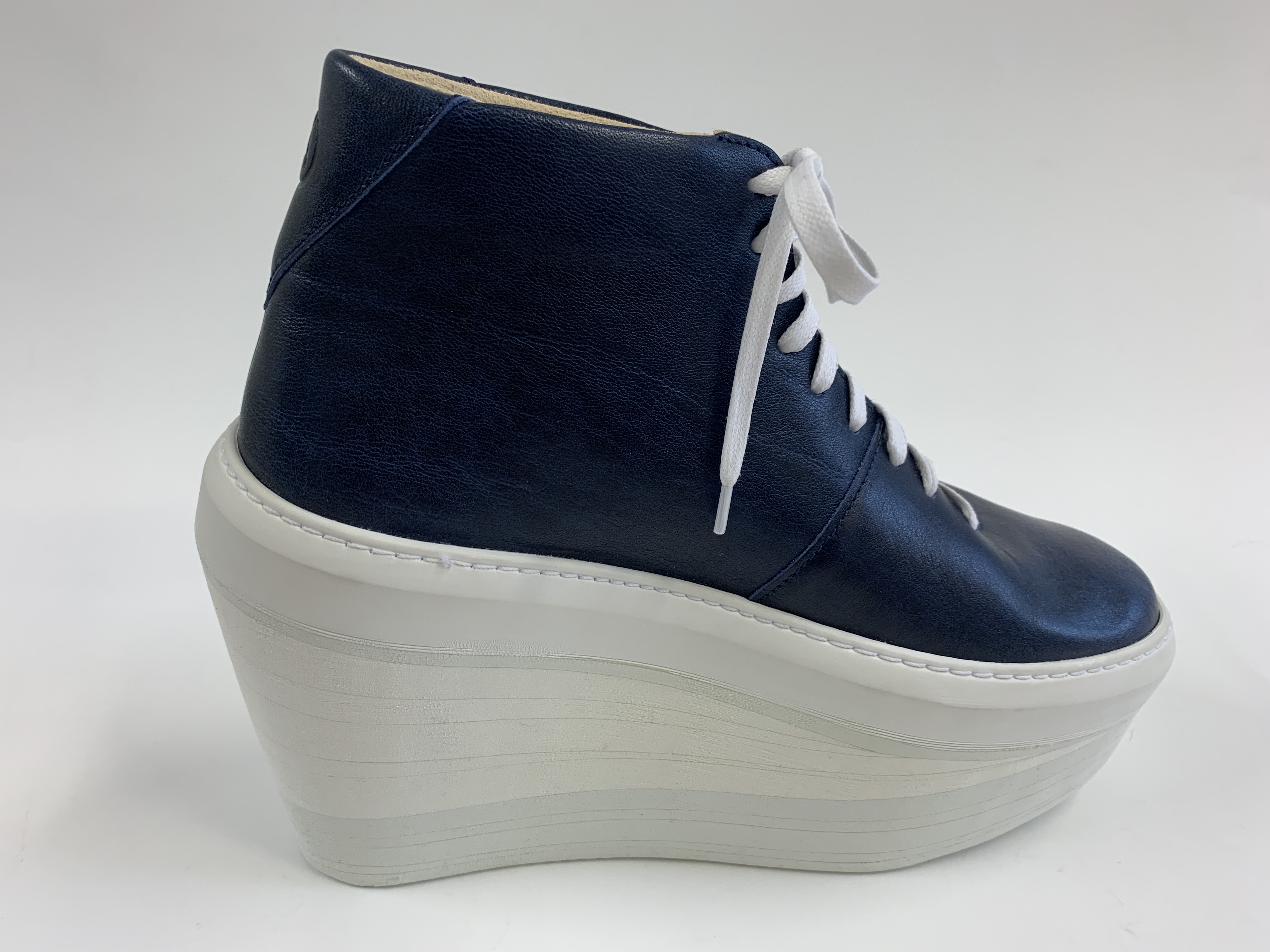 Ortopedická obuv na míru – kompenzace zkratu dolní končetiny, výroba v Ergoně Opava